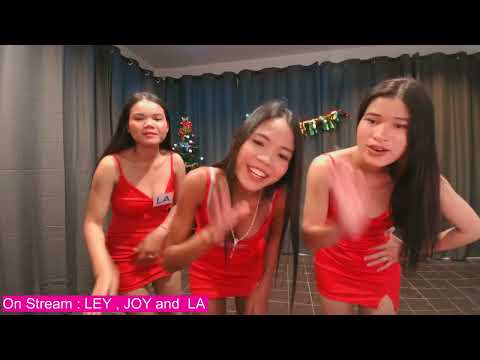 The Bunnies are LIVE NOW! please say hello